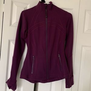 Lululemon define jacket size small/medium
